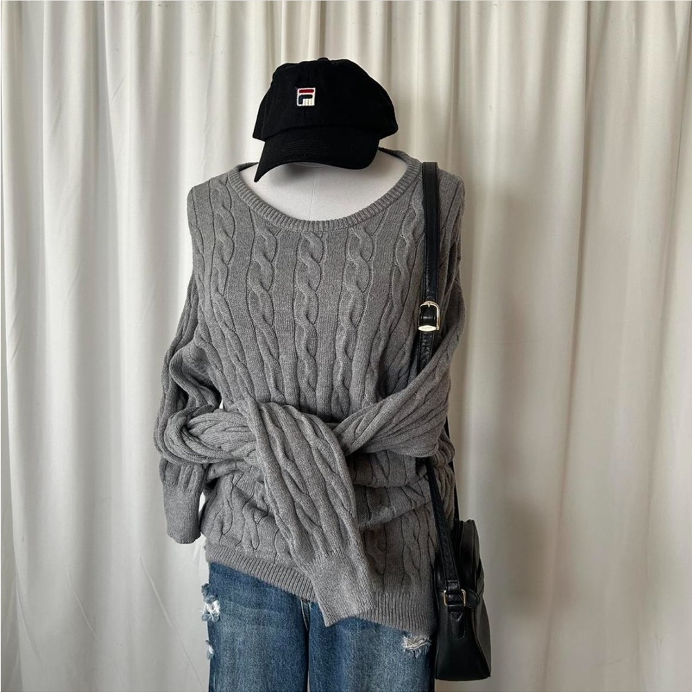 St. John’s Bay Cable knit sweater super soft Grey. - Picture 5 of 8